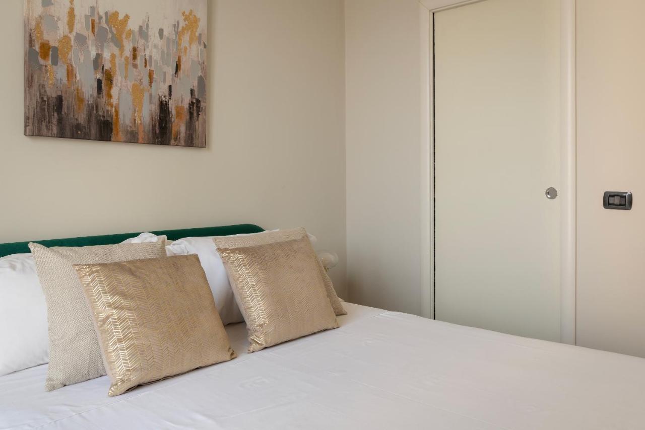 Appartamento Santa Tecla Living Faravelli 4 Milano Esterno foto