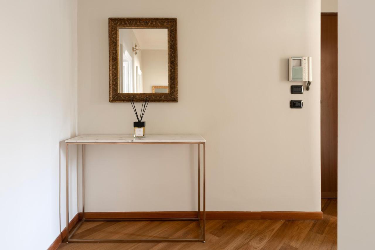 Appartamento Santa Tecla Living Faravelli 4 Milano Esterno foto